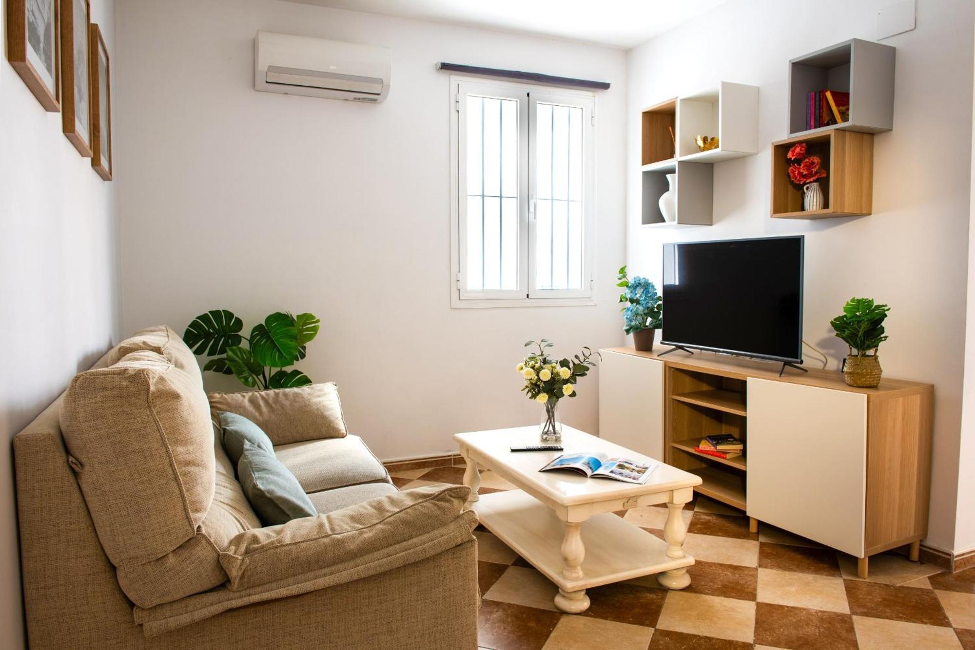 Echo Suites Nervion Севилья Экстерьер фото