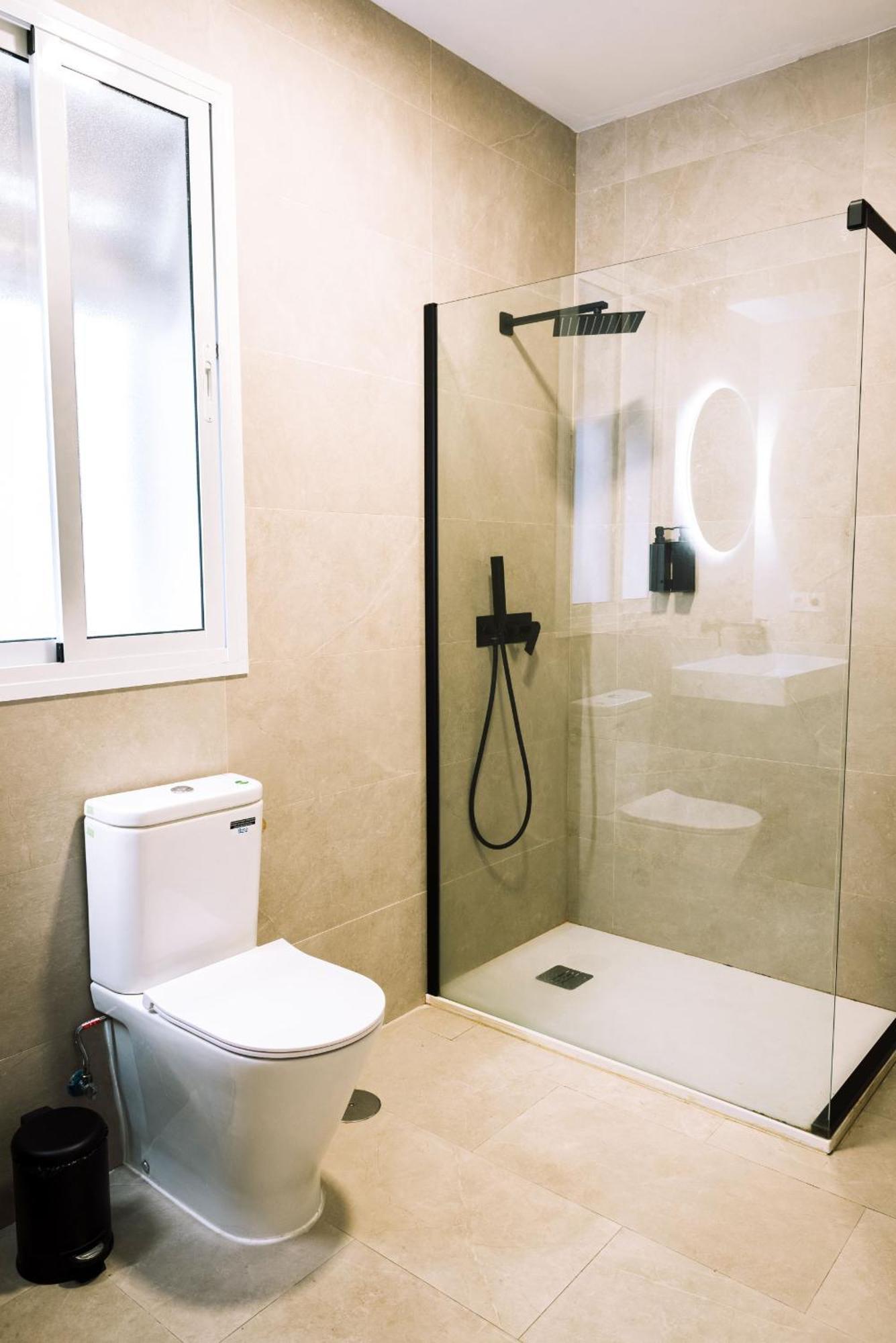 Echo Suites Nervion Севилья Экстерьер фото